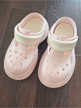 Women slipper with height 8cm